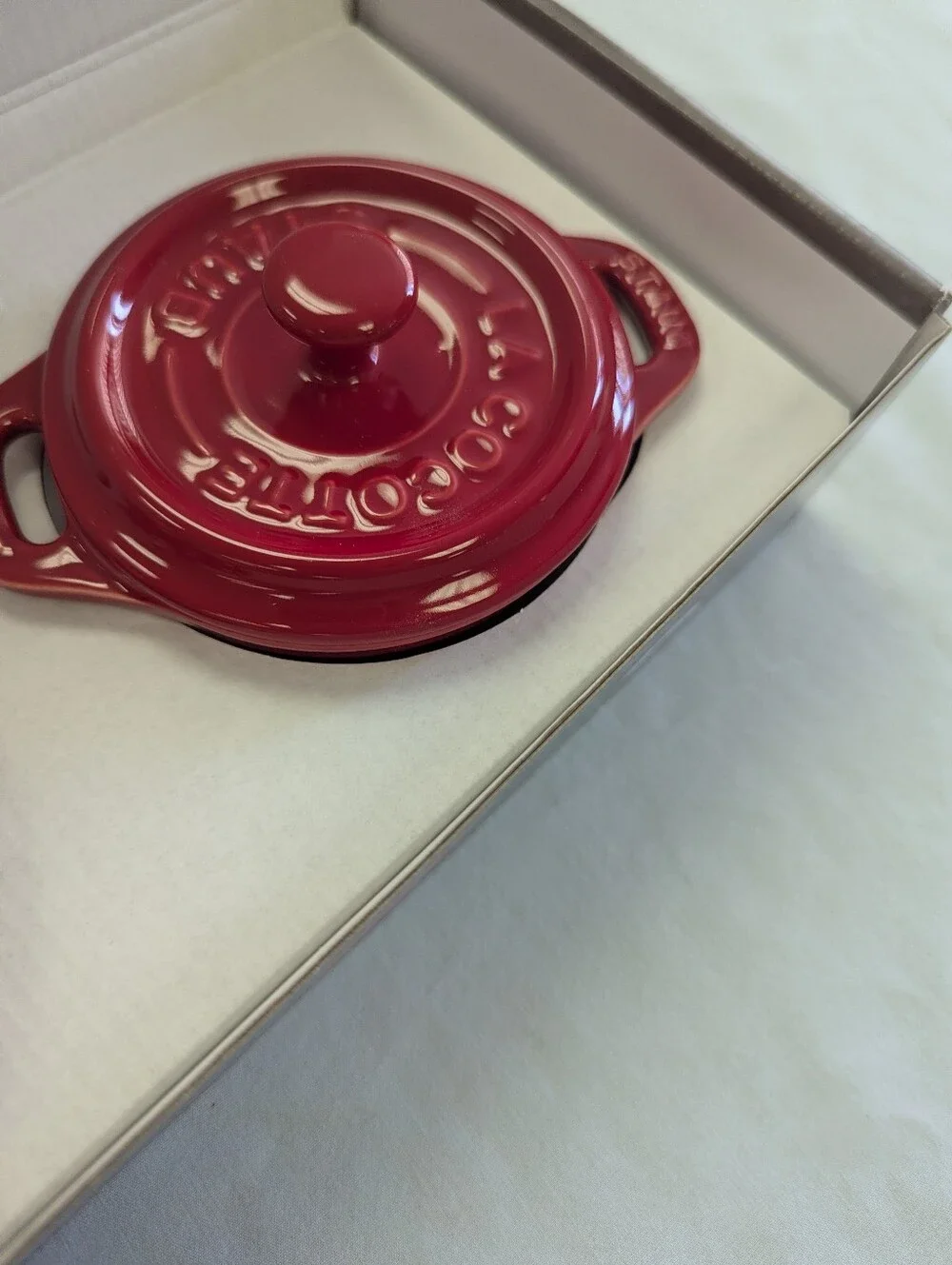 New Staub Set Of 3 Mini Cocottes In Red